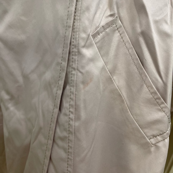 Trench Coat - Picture 8 of 11